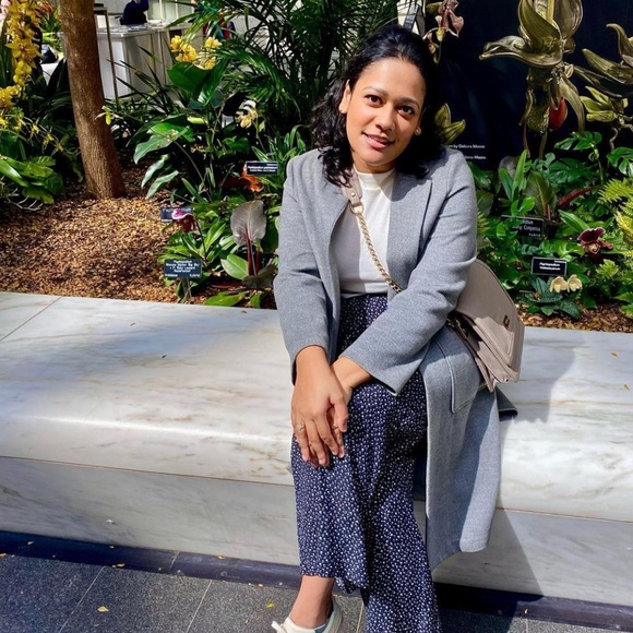 Meet your Posher, Wesline - Picture 2 of 3